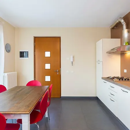 Apartament Lakeview Escape | Bright With Garden *
